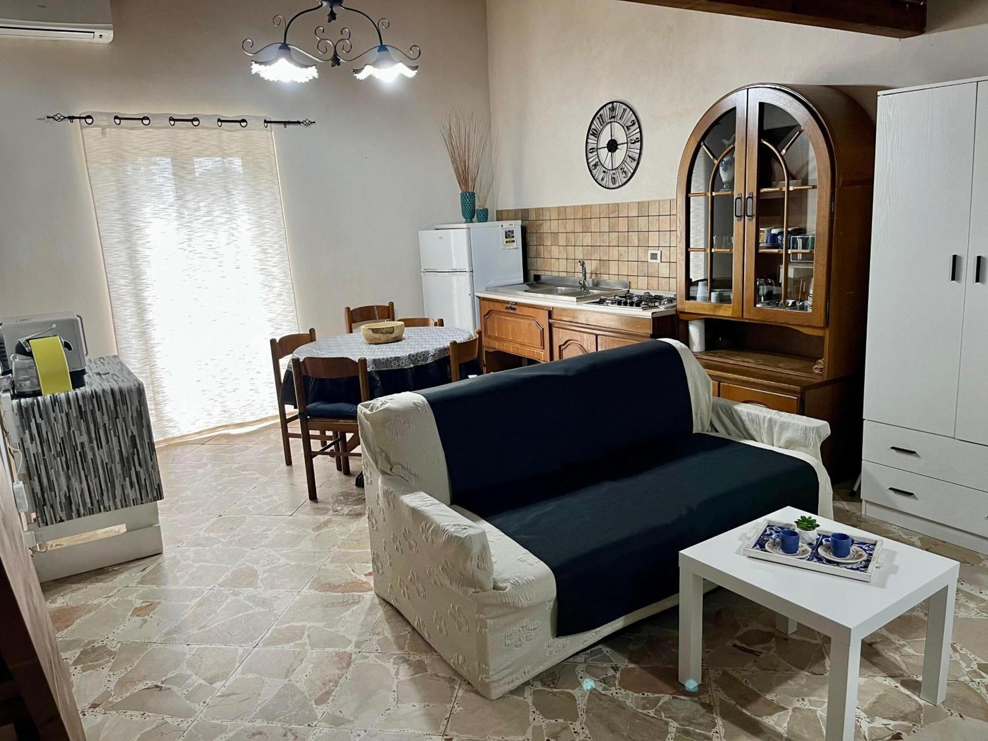 Апартаменти Casa Via Roma Сікуліана Екстер'єр фото